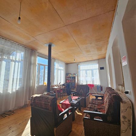 מסטיה Guest House Ketevan Niguriani מראה חיצוני תמונה